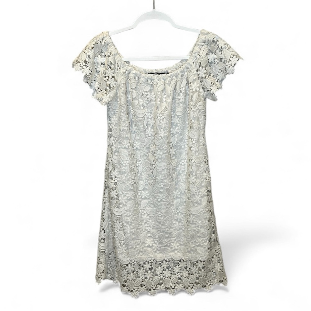Ralph Lauren Soft White Off The Shoulder Floral Lace Dress-Size 2